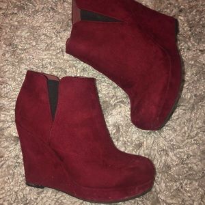 size 9 X-appeal booties